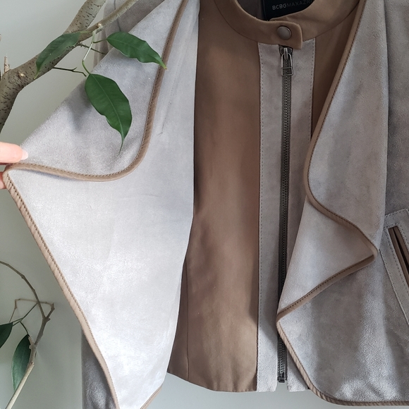 BCBGMaxAzria Sloan Faux Suede Cropped Moto Jacket in Moss Size Small Retail $300 - Picture 7 of 10